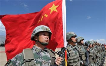 الجيش الصيني يحذر سفينة حربية أمريكية بضرورة مغادرة البحر الجنوبي